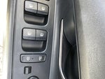 2022 Elantra Thumbnail 18