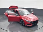 2023 Elantra Thumbnail 29