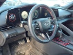 2023 Elantra Thumbnail 25