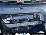 2023 Elantra Thumbnail 13