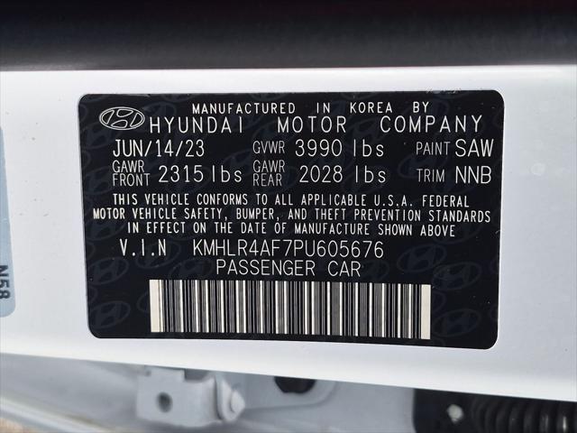 2023 Hyundai Elantra - $21,000