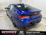 2023 Elantra Thumbnail 4