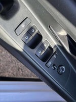 2023 Elantra Thumbnail 10