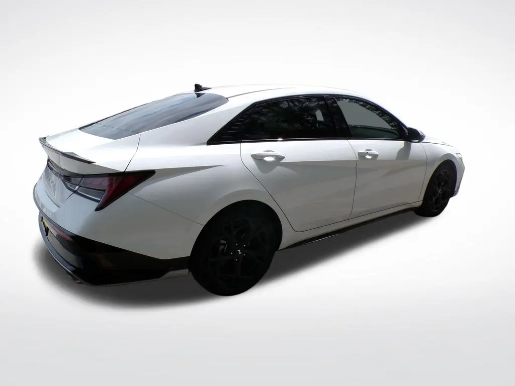 2026 Hyundai Elantra - $27,923