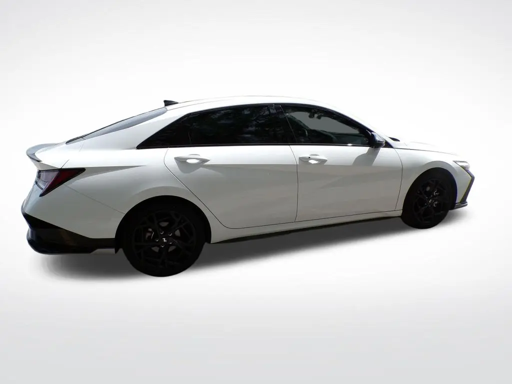 2026 Hyundai Elantra - $27,923