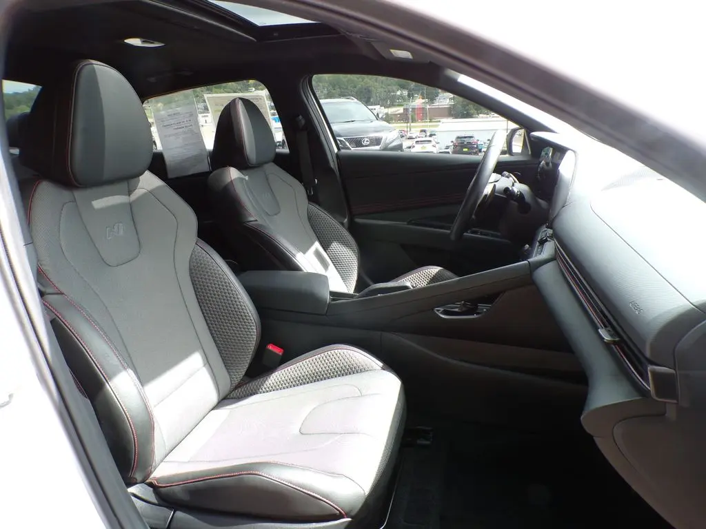 2026 Hyundai Elantra - $27,923