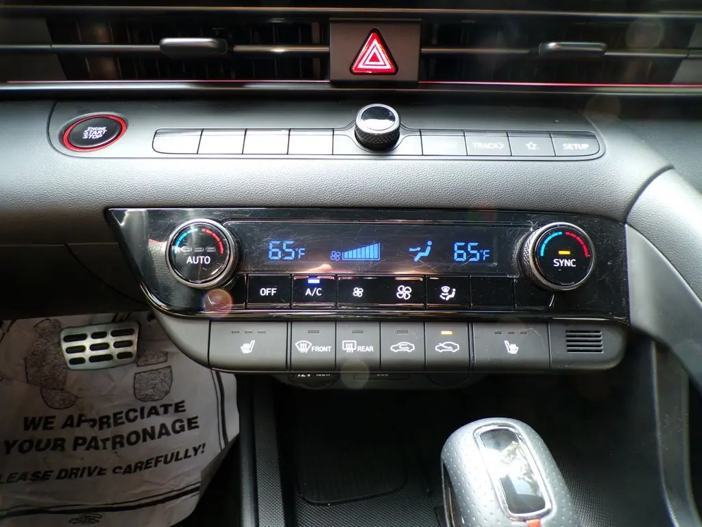 2026 Hyundai Elantra - $27,923