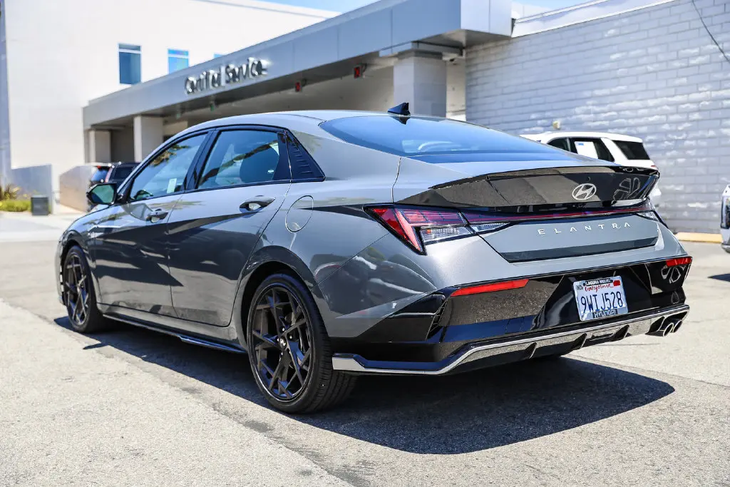 2026 Hyundai Elantra - $27,139