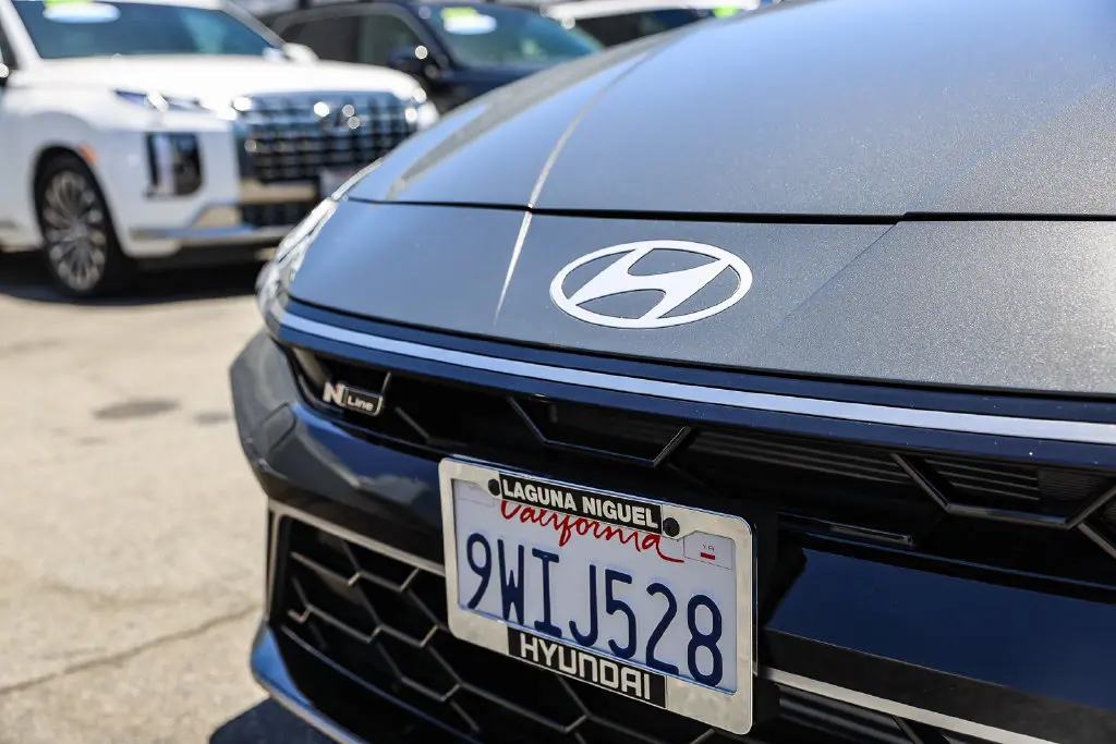 2026 Hyundai Elantra - $27,139