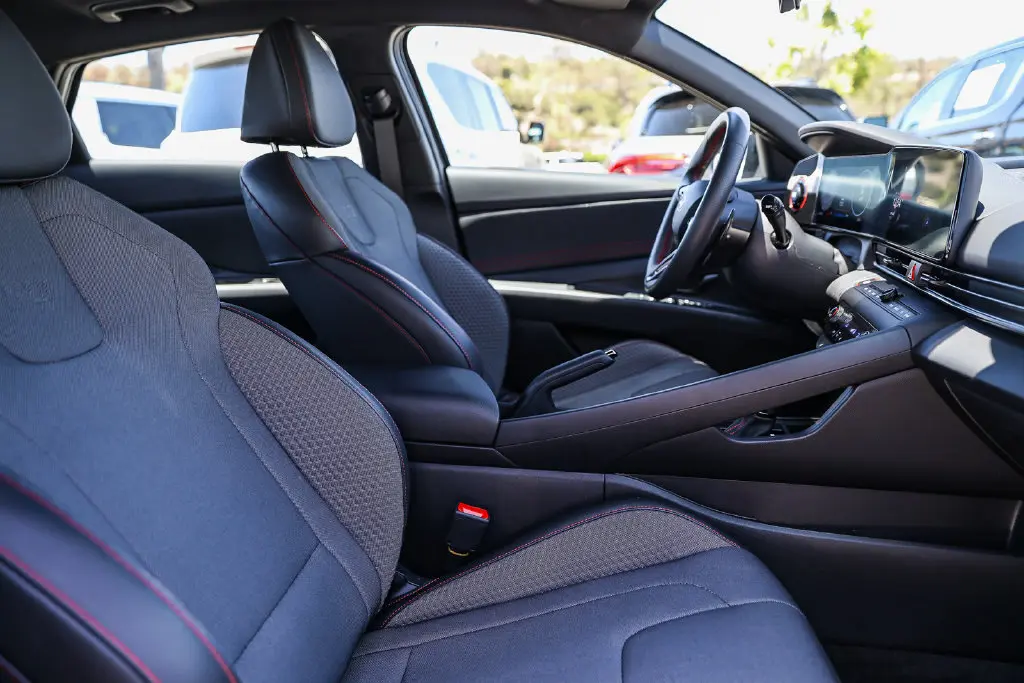 2026 Hyundai Elantra - $27,139