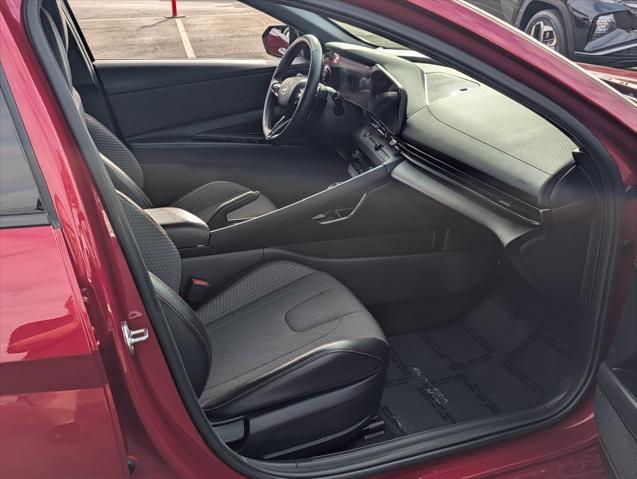 2025 Hyundai Elantra - $26,710