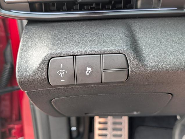 2025 Hyundai Elantra - $26,710