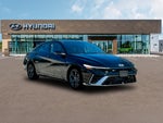 2025 Elantra Thumbnail 11