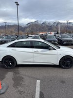 2025 Elantra Thumbnail 4