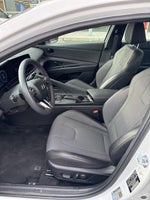 2025 Elantra Thumbnail 10