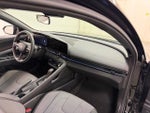 2025 Elantra Thumbnail 10