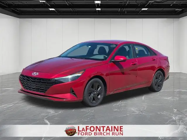 2022 Hyundai Elantra - $17,100