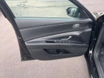 2023 Elantra Thumbnail 15
