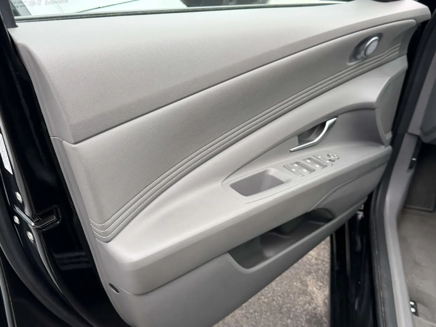 2023 Hyundai Elantra - $19,348