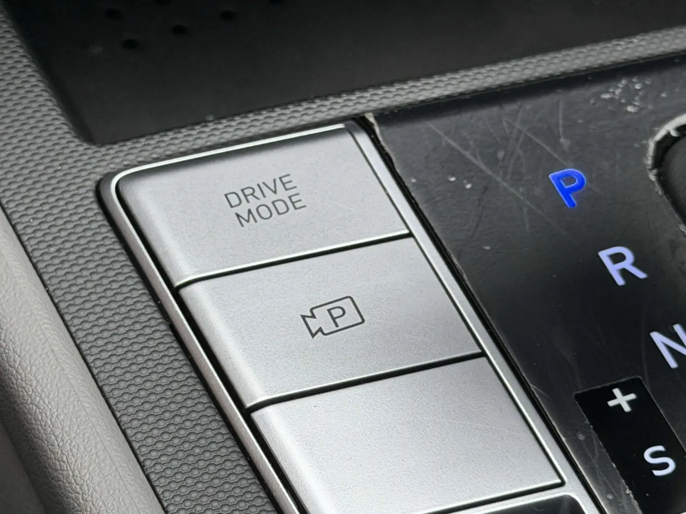 2023 Hyundai Elantra - $19,348