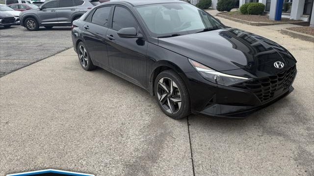 Preowned 2023 Hyundai ELANTRA SEL for Sale