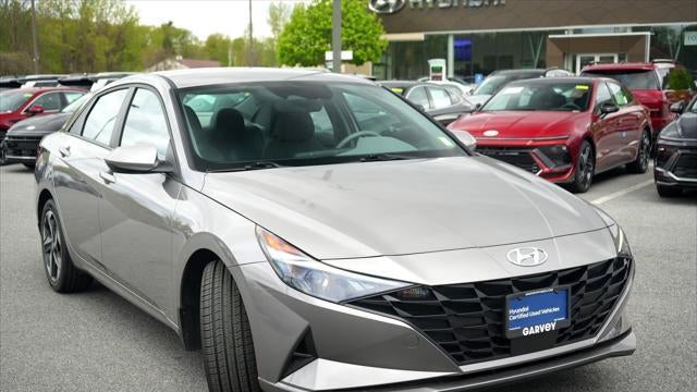 2023 Hyundai ELANTRA SEL