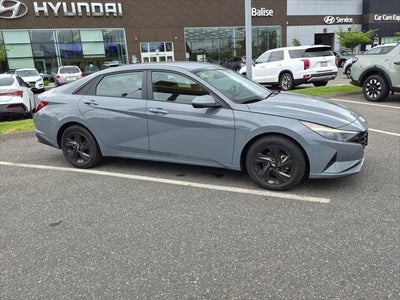 Photo of a 2022 Hyundai Elantra SEL 4DR Sedan for sale