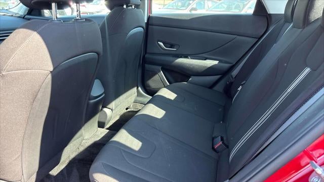 2023 Hyundai ELANTRA SEL