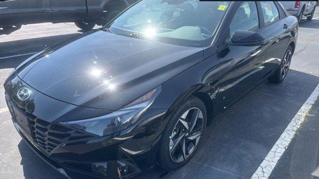 Preowned 2023 Hyundai ELANTRA SEL for Sale