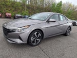 2023 Elantra Thumbnail 3