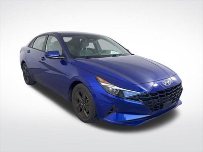 2021 Hyundai Elantra SEL 4DR Sedan