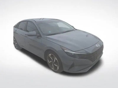 2023 Hyundai Elantra SEL 4DR Sedan