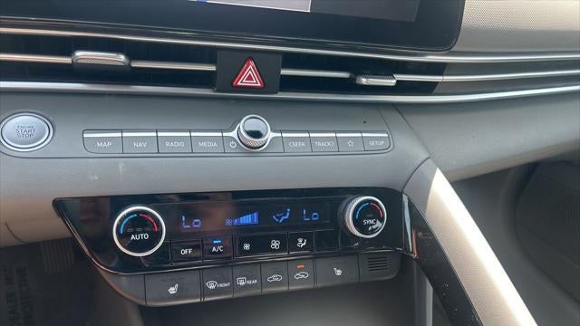 2023 Hyundai ELANTRA SEL