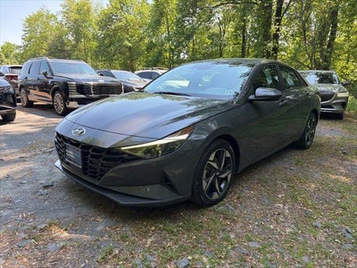 Photo of a 2023 Hyundai Elantra SEL 4DR Sedan for sale