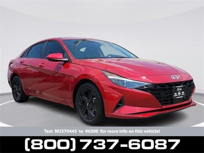 2022 Hyundai Elantra SEL 4DR Sedan