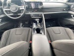 2022 Elantra Thumbnail 24