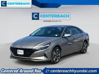 Photo of a 2023 Hyundai Elantra SEL 4DR Sedan Sulev for sale