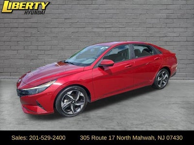 2023 Hyundai Elantra SEL 4DR Sedan