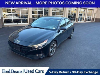 2023 Hyundai Elantra SEL 4DR Sedan