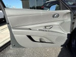 2023 Elantra Thumbnail 4