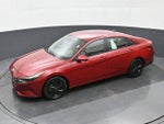 2021 Elantra Thumbnail 31
