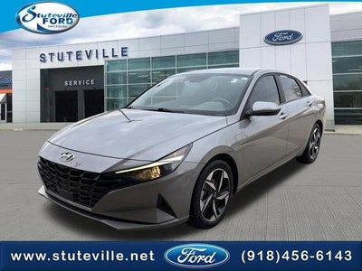 2023 Hyundai Elantra SEL 4DR Sedan