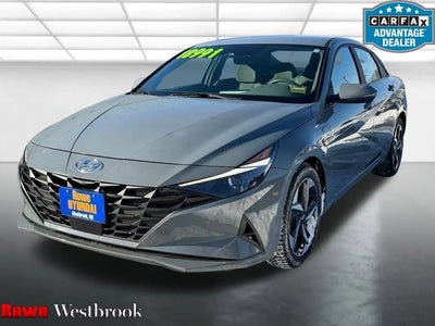 Photo of a 2023 Hyundai Elantra SEL 4DR Sedan for sale