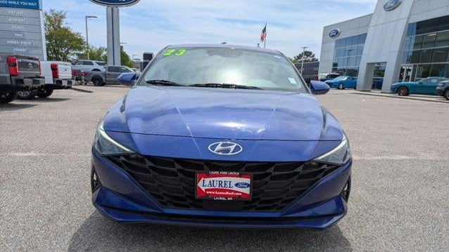 2023 Hyundai ELANTRA SEL