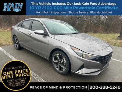 2023 Hyundai Elantra SEL 4DR Sedan