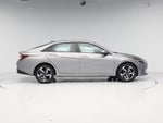 2023 Elantra Thumbnail 7