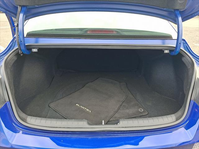 2023 Hyundai Elantra - $13,850