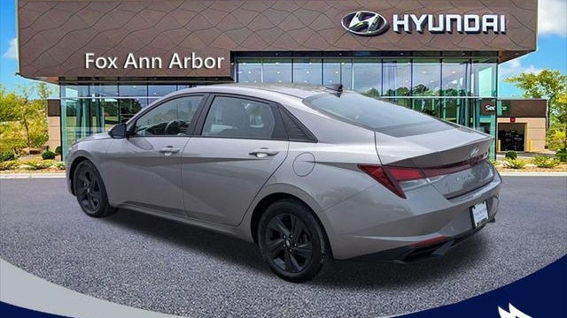 2021 Hyundai ELANTRA SEL