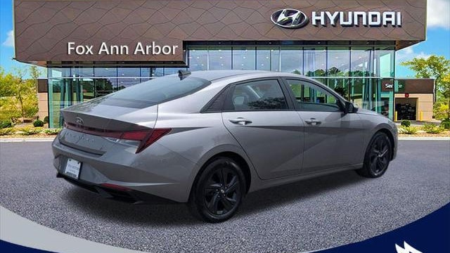 2021 Hyundai ELANTRA SEL