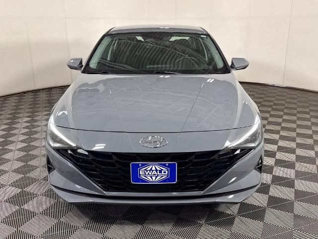 2022 Hyundai Elantra - $19,834